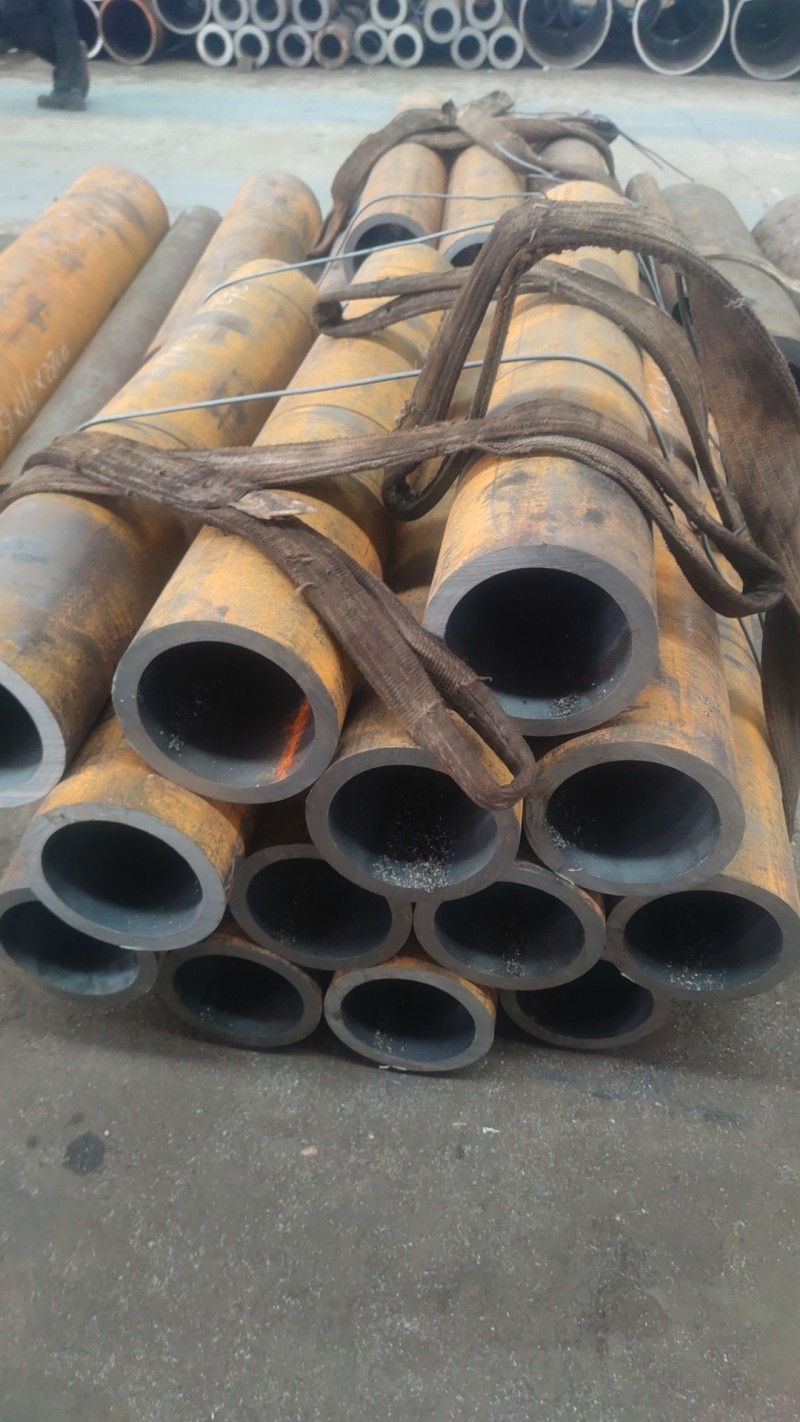 钦州钦州钦州15CrMoG无缝钢管切割